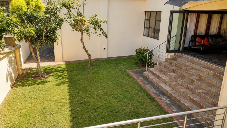 4 Bedroom Property for Sale in Kosmos Ridge North West
